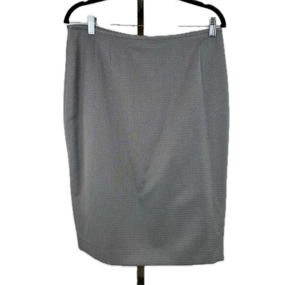 Le Suit Grey Tweed Skirt Suit Set With Pockets- Size 8 - Picture 4 of 4